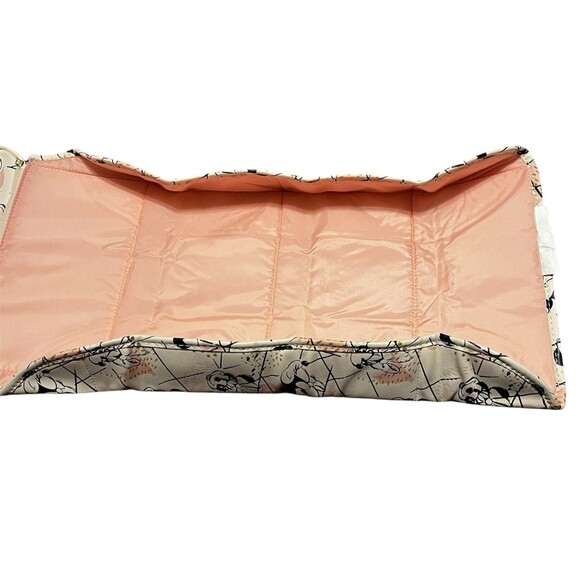 Petunia Pickle Bottom Disney Companion Diaper Clutch In Shimmery Minnie Mouse - Picture 5 of 16